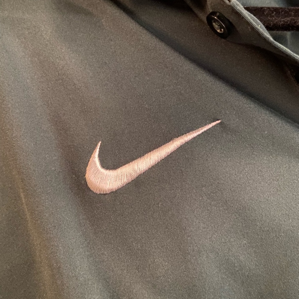 Men’s Nike Michigan State Dri-Fit Polo, Size Medium - Picture 7 of 11